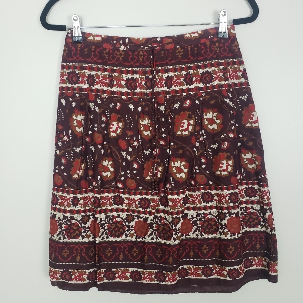 Ann Taylor a-line cotton, pleated skirt J24